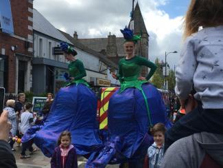 Blue Belles - Flower Stilt Walkers - Walkabout Entertainers