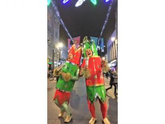 Bread's Christmas Crackers and Captain Christmas - Walkabout Entertainer