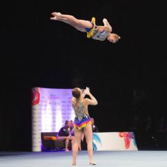 Acro-polis - Sports Gymnastic Acrobatic Entertainers Cabaret Show Performers