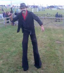 Electric Cabaret - Human statues - Living Statues - Entertainers cowboy