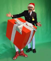 Maynard Flipflap - Man in a box walkabout entertainer