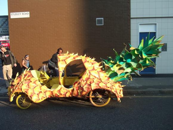 BoSi's Pineapple Car - Fruit Powered Fuel Power - Roaming Fruit Bike