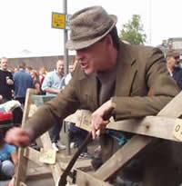 Farmer Giles - Comedy Walkabout Entertainer