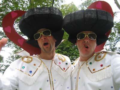 Bread's Viva Las Wedding - Comedy Walkabout Character Entertainers